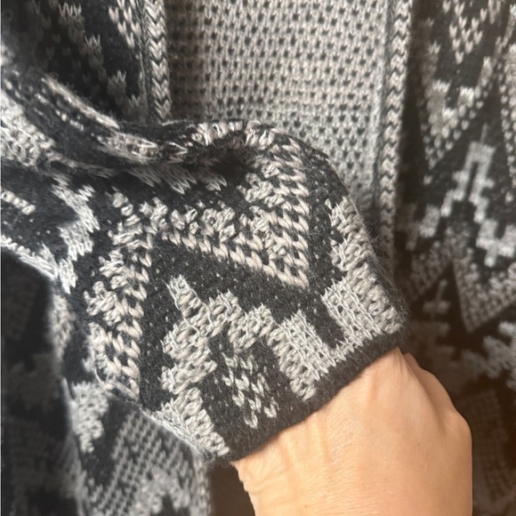 Lucky Brand Oversized Aztec Wool Knit Open Front Cardigan - Picture 7 of 7